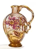 Karaffe mit Clematisblüten by Émile Gallé, Um 1895, Rauchbraunes Glas mit farbigem, teils reliefiertem Emaildekor, sold Nov 2018