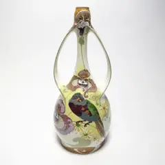 Große Vase mit Vogel und Frauenschuh by Rozenburg, 1903, Eierschalenporzellan mit polychromem Dekor, sold May 2019