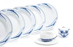 8 Teile aus dem Service 'Peitschenhieb' by Meissen, Vor 1924, Porzellan mit Unterglasurdekor in Dunkelblau, sold May 2019