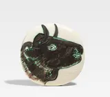 Bull's profile by Pablo Picasso, 1956, Weißes Steingut, sold Nov 2019