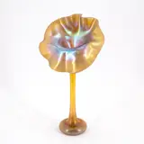 Louis Comfort Tiffany, Große Favrile-Vase mit stilisierter Kelchblütenform
