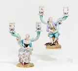 Paar Leuchter mit Figurenzier by Meissen, Porzellan, farbig und gold staffiert, sold Jan 2020