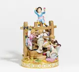 Große gruppe "Die Weinpresse" by Meissen, 19. Jh, Porzellan, farbig und gold staffiert, sold May 2020