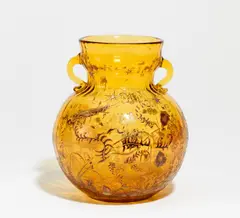 Gebauchte Vase mit Heuschrecke und Mohn by Émile Gallé, Rauchbraunes Glas, farbiges Email und Gold, sold May 2020