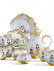 Meissen, Mokkaservice "1001 Nacht" für sechs Personen, Porzellan, farbig und gold staffiert