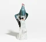 Condor auf Felsen by Meissen, Vor 1924, Porzellan, farbiges Unterglasurdekor, sold May 2020