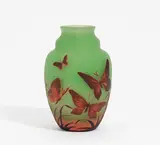 Muller Frères, Vase mit Schmetterlingsdekor