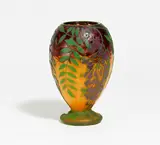 Cristallerie Daum, Ovoide Vase mit Glycinen