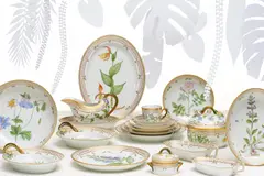 Royal Copenhagen, Service "Flora Danica", Porzellan, farbig und gold staffiert