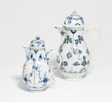 Meissen und Höchst, 2 Kannen mit Strohmuster, Porzellan mit blauem Unterglasurdekor