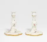 Paar Leuchter mit Blumendekor by Meissen, Porzellan, farbig und gold staffiert, sold Jan 2024