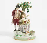 Gärtnergruppe am Apfelbaum by Meissen, 19.Jh, Porzellan, farbig und gold staffiert, sold May 2022