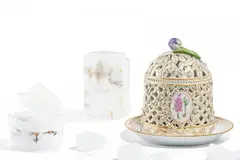 Royal Copenhagen, Große Eisglocke "Flora Danica", 1990, Porzellan, farbig und gold staffiert
