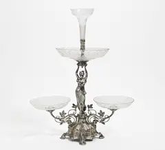 Großer figürlicher Tafelaufsatz by Wmf, Um 1900, Messing, versilbert, sold May 2022