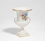 Kpm, Kratervase mit Blumendekor, Porzellan, farbig und gold staffiert