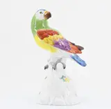 Kleiner Papgei auf Baumstumpf by Meissen, 1972, Porzellan, farbig staffiert, sold Nov 2022