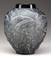 Lalique, Archer Vase