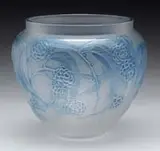 Lalique, Nefliers Vase