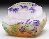 Daum, Covered Powder Jar