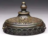 Top Cap by Tiffany Studios, sold Jun 2009