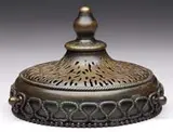 Top Cap by Tiffany Studios, sold Jun 2009
