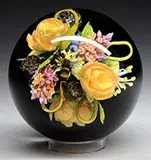 Magnificent Tea Rose Bouquet Orb by Paul Stankard, sold Nov 2016