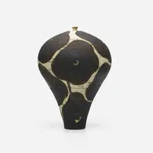 Kansai Noguchi, Jomon Yakishime Vase No. 11, 2022, glazed ceramic