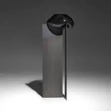 Vissio, Precarious 2 (Grey), 2019, blown glass, steel