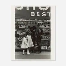 Nathaniel Burkins, Downtown Chicago, State and Randolph Streets, 1984, gelatin silver print