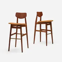 Jens Risom, Bar stools, pair, c. 1950, walnut, vinyl, brass