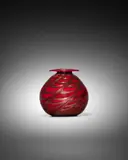 Compagnia Venezia Murano, Fenicio Vase, red pasta vitrea glass internally decorated with aventurine fenicio decoration, two acid stamps with crowns and 'C