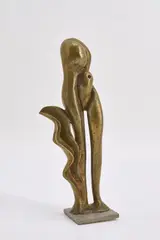 Emil Cimiotti, Stehende II, 1967, Bronze, goldfarben patiniert und poliert, mit Steinplinthe