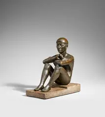 Sitzender mit Tuch (Campagnahirt) by Hermann Blumenthal, 1937 (Entwurf), Bronze, braun patiniert, sold Nov 2022
