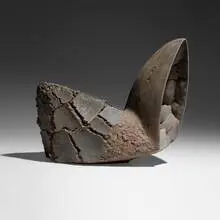 Yō Akiyama, Untitled MV-1016, 2010, stoneware with iron filings