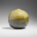 Toshiko Takaezu, Early vase