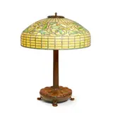 Swirling Oak Leaf Table Lamp by Tiffany Studios, leaded glass, patinated bronze, shade stamped 'TIFFANY STUDIOS NEW YORK 1467', base stamped 'TIFFANY STUDIOS NEW YORK 36, sold Sep 2020