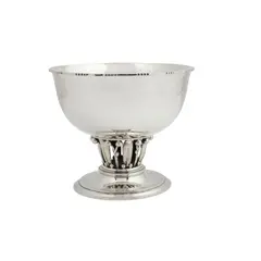 Louvre Bowl by Georg Jensen, model 19A, sterling silver, stamped with maker's hallmarks and assay marks, stamped '19A', sold May 2020