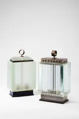 Table Lamp by Pietro Chiesa, for Fontana Arte, cut and etched glass, brass, offered Dec 2019