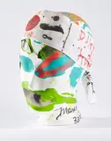 Jonathan Meese, Bruzzzelee Shingshangscheu II, 2009, 2-teiliges Multiple. Styropor, collagiert und übermalt und beschriftetes Baumwoll-Stirnband