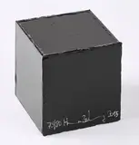 Heimo Zobernig, Ohne Titel, 2015, Multiple. Karton und Kunstharzlack