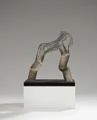 Brigitte und Martin Matschinsky-Denninghoff, Wirbel, 1991, Messing und Zinn auf Aluminiumsockel