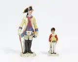 Zwei Soldaten in Uniform by Meissen, Vor 1924/ 1924-1934, Porzellan, farbig und gold staffiert, sold Nov 2022