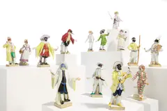 14 Figuren aus der Commedia dell'Arte by Meissen, 2. Hälfte 20.Jh, Porzellan, farbig und gold staffiert, sold Nov 2022