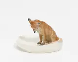 Kleiner Fuchs auf Schale by Meissen, Vor 1924, Porzellan, farbig staffiert, sold Nov 2022
