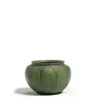 Grueby Faience Company, Vase