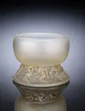 A 'Lutteurs' Vase, designed in 1914 by René Lalique, clear glass, mould-blown, frosted and polished, sold Feb 2019