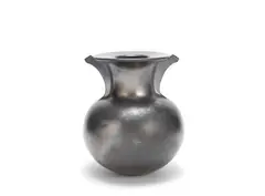 Magdalene Odundo Obe, A Vase, executed 1984, hand built and burnished terracotta