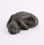 Heinrich Faltermeier, Kauerndes Mädchen, 1982, Bronze, braun und grün patiniert