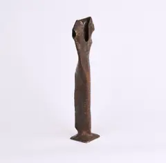 Hüllenidol by Lothar Fischer, 1973, Bronze, braun patiniert, sold Mar 2023
