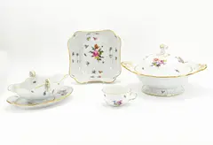 Meissen, 78 Teile aus einem Service Neubrandenstein mit Blumen und Insekten, 20.Jh, Porzellan, farbig und gold staffiert